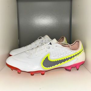 Men’s Nike Tiempo Soccer Cleats